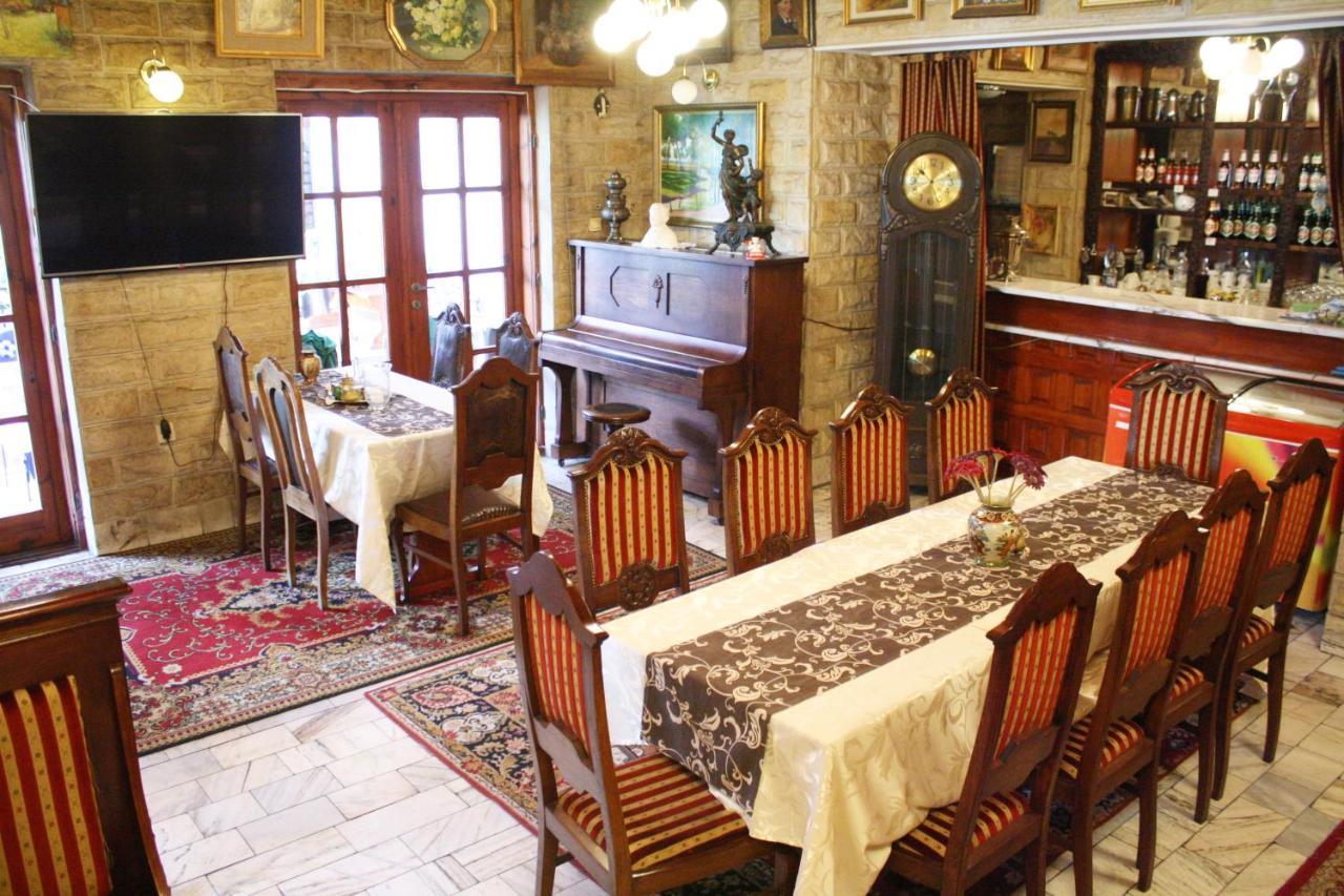 Hotelowe Pokoje J.Bukowiecka Tuszyn Extérieur photo