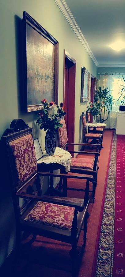 Hotelowe Pokoje J.Bukowiecka Tuszyn Extérieur photo
